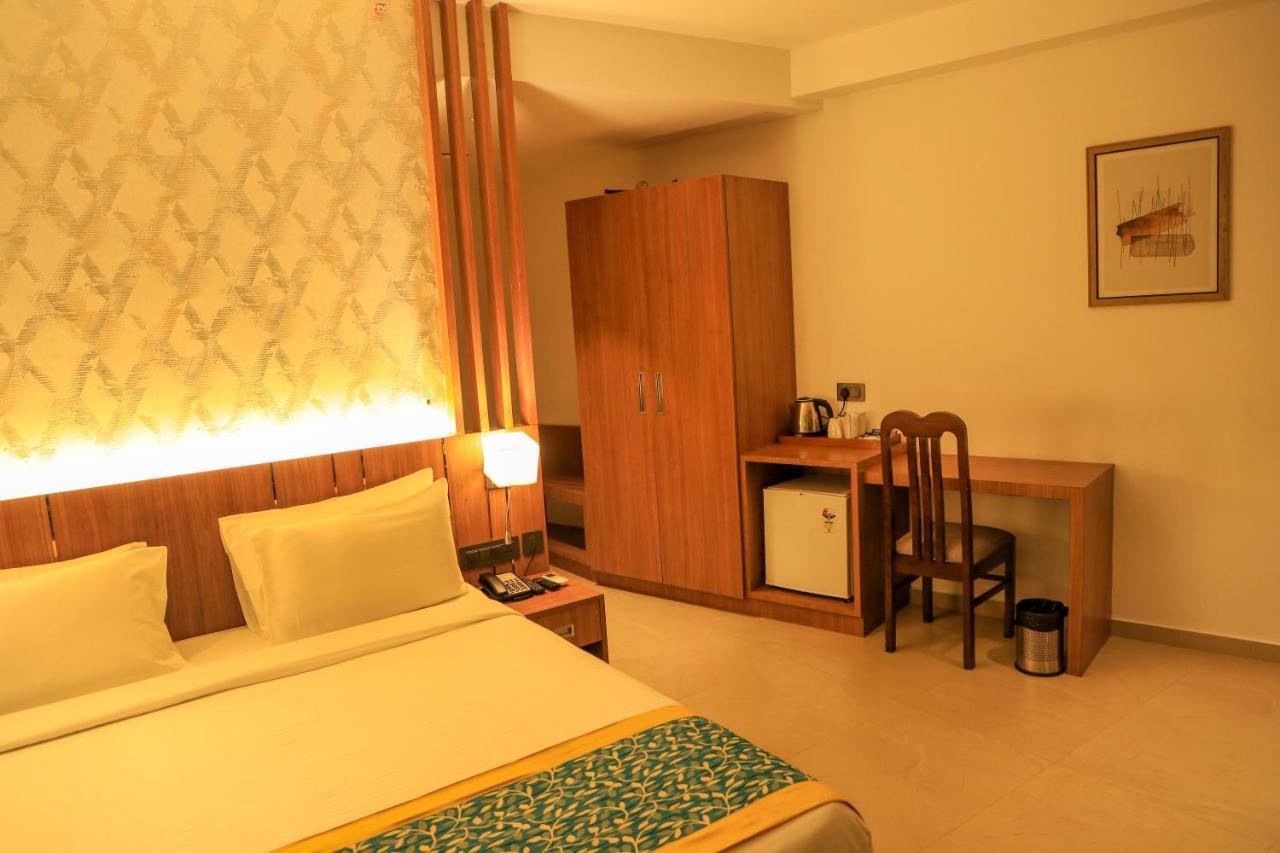 Hotel Sky Sierra Wayanad Kalpetta Luaran gambar